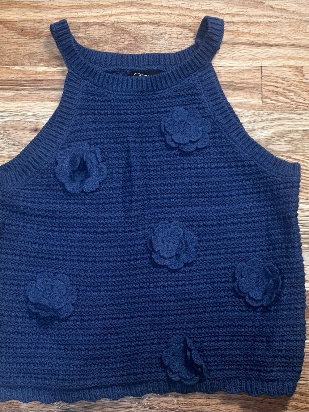 Women’s Navy Blue Floral Appliqué Knit Tank Sweater